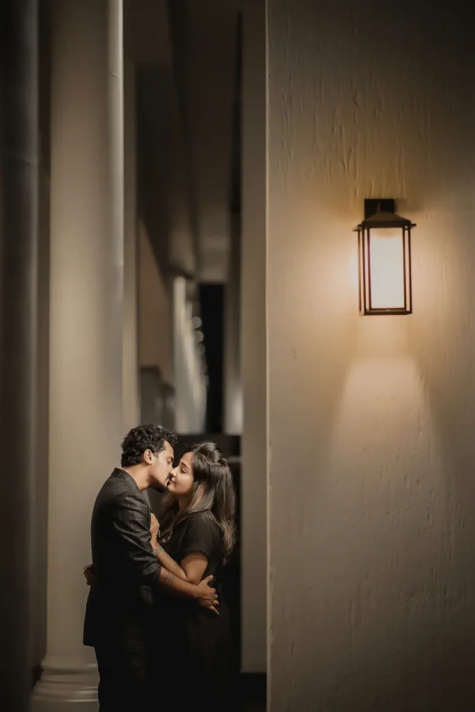 Couple sharing a kiss at Port Muziris